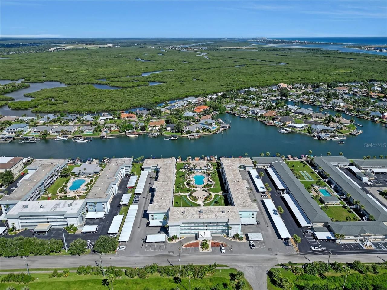 325 N Causeway, Unit D104, New Smyrna Beach, FL 32169 Photo