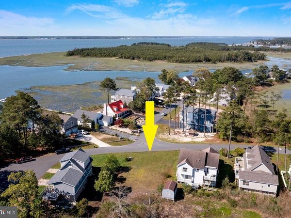 16 BURRWOOD COURT, MILLSBORO, DE 19966