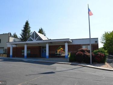 2075 W NORWEGIAN STREET, POTTSVILLE, PA 17901