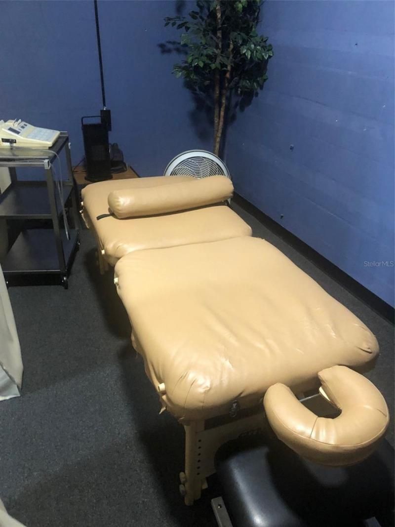 3273 Commercial Way, Spring Hill, FL 34606 Photo