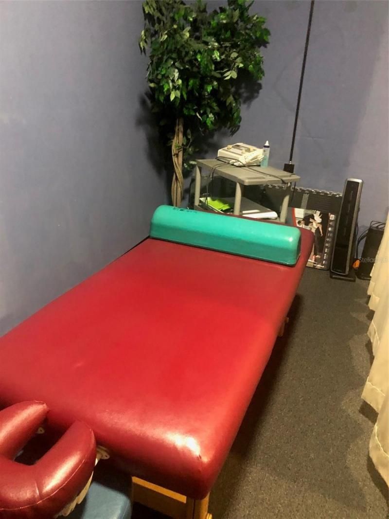 3273 Commercial Way, Spring Hill, FL 34606 Photo