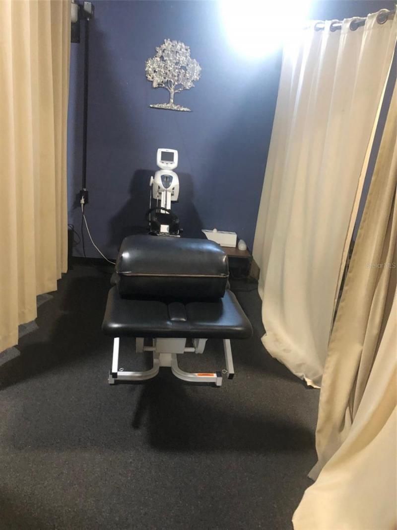 3273 Commercial Way, Spring Hill, FL 34606 Photo