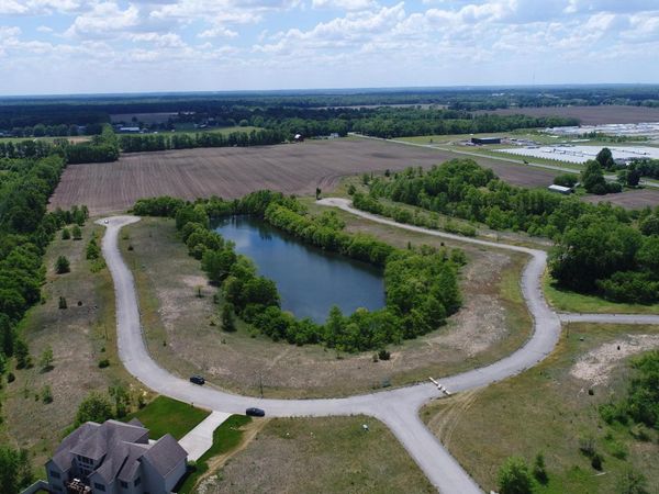 13 Ashley Road, Edwardsburg, MI 49112