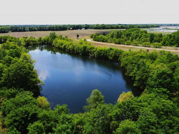 33 Tiffany Drive, Edwardsburg, MI 49112