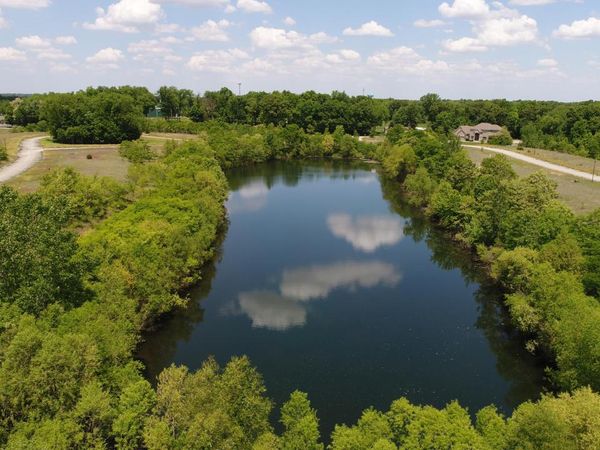 34 Tiffany Drive, Edwardsburg, MI 49112