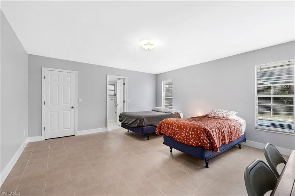 4688 Pembrooke Ln, Bonita Springs, FL 34134 Photo