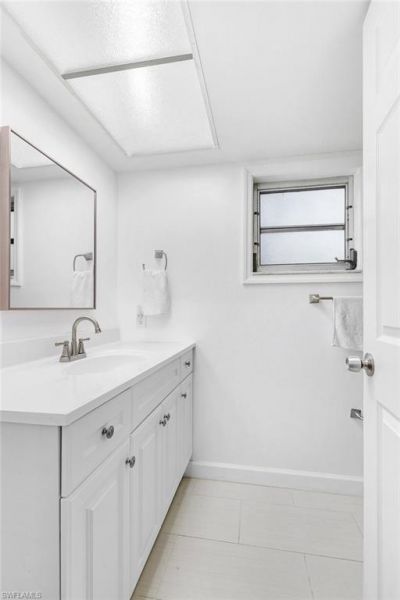 4688 Pembrooke Ln, Bonita Springs, FL 34134 Photo