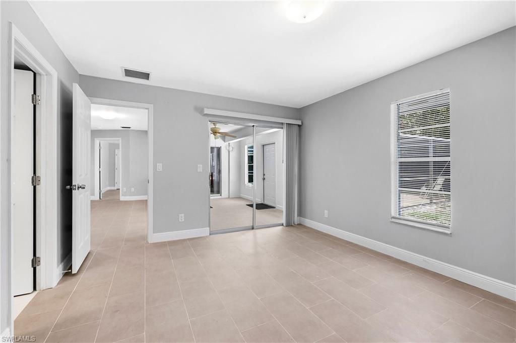 4688 Pembrooke Ln, Bonita Springs, FL 34134 Photo