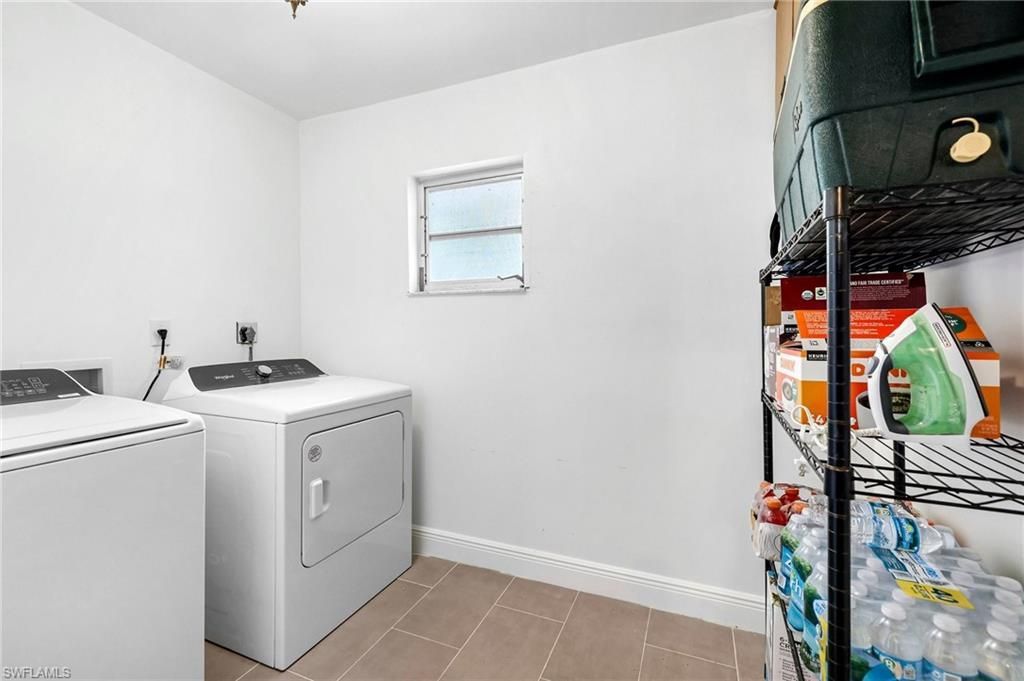 4688 Pembrooke Ln, Bonita Springs, FL 34134 Photo