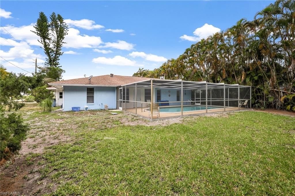 4688 Pembrooke Ln, Bonita Springs, FL 34134 Photo