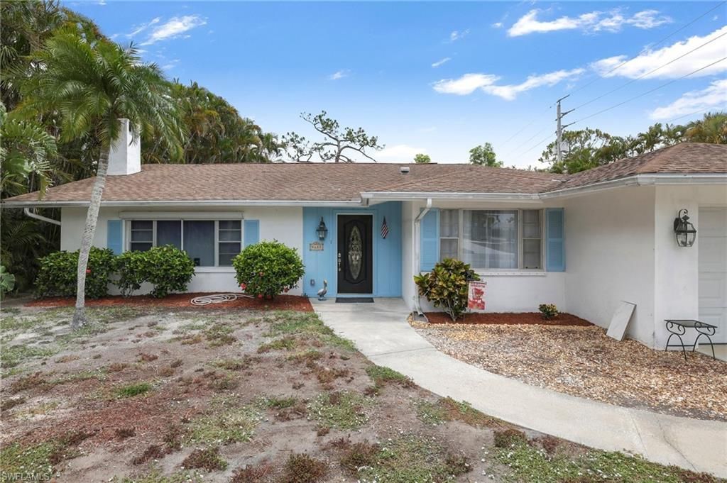 4688 Pembrooke Ln, Bonita Springs, FL 34134 Photo