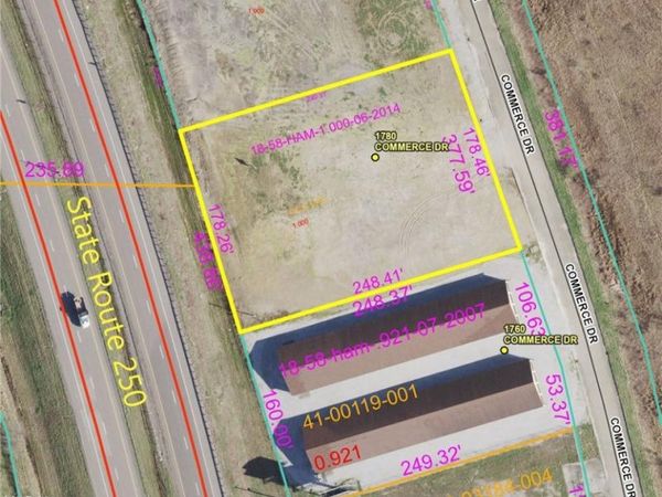 1780 Commerce Circle, Uhrichsville, OH 44683