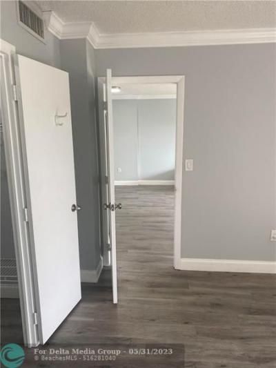4166 Inverrary Drive, Unit 406, Lauderhill, FL 33319 Photo
