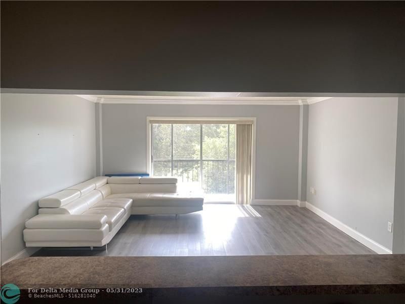 4166 Inverrary Drive, Unit 406, Lauderhill, FL 33319 Photo