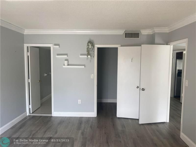 4166 Inverrary Drive, Unit 406, Lauderhill, FL 33319 Photo