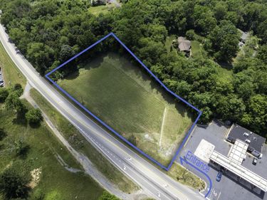 00 LEE HWY, WEYERS CAVE, VA 24486