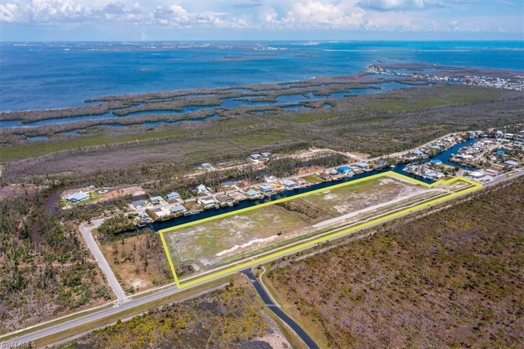 3810 Stringfellow Rd, Saint James City, FL 33956 Photo