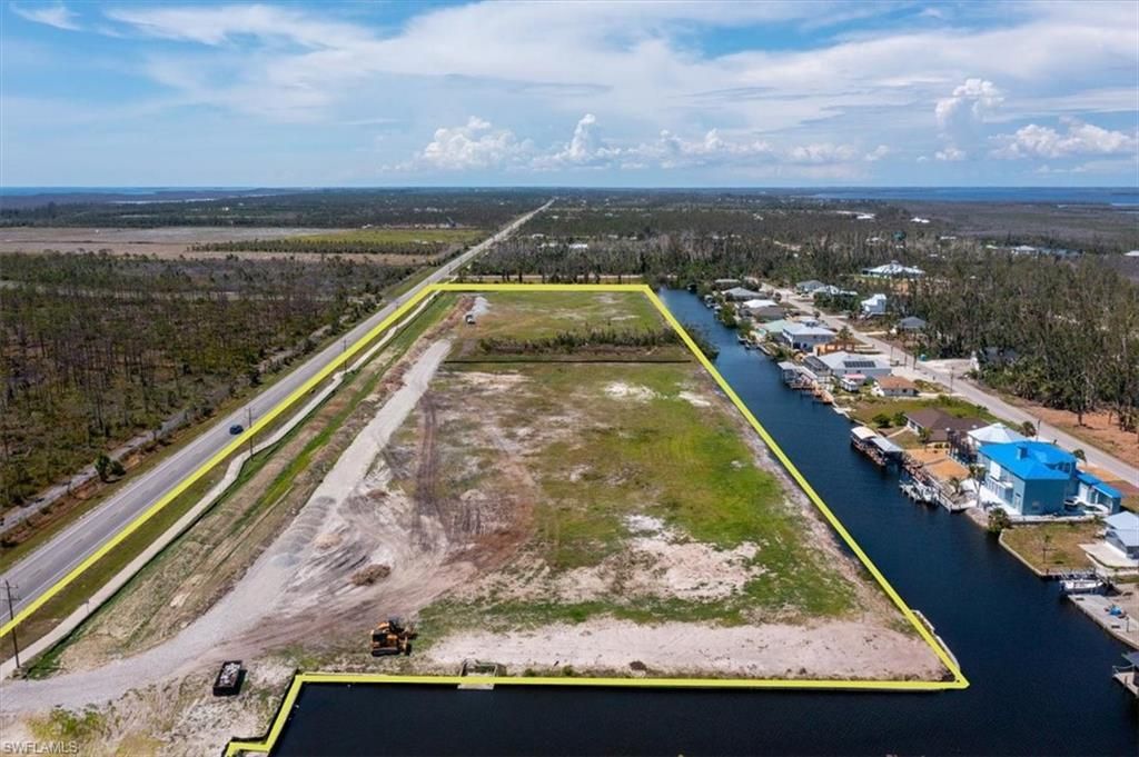 3810 Stringfellow Rd, Saint James City, FL 33956 Photo