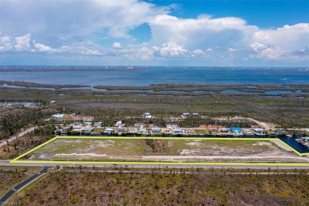 3810 Stringfellow Rd, Saint James City, FL 33956 Photo