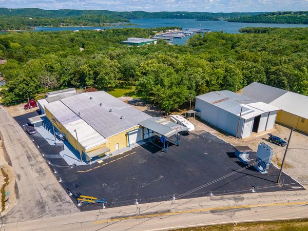 26 Kimberling Boulevard, Kimberling City, MO 65686