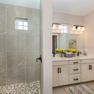 930 E Venice Avenue, Venice, FL 34285 Photo