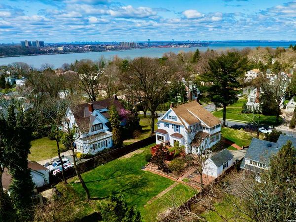 26 Cherry Street, Douglaston, NY 11363