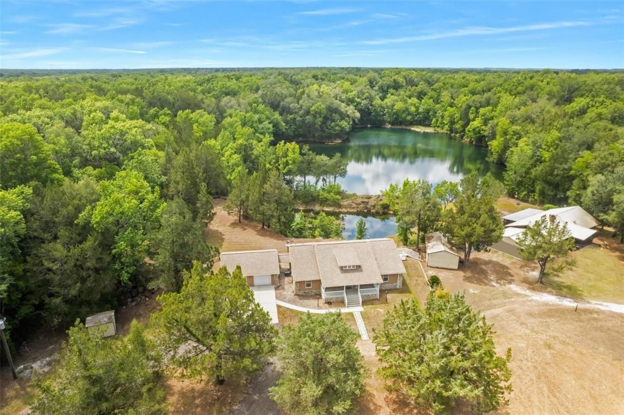 9986 E New Hope Court, Floral City, FL 34436 Photo