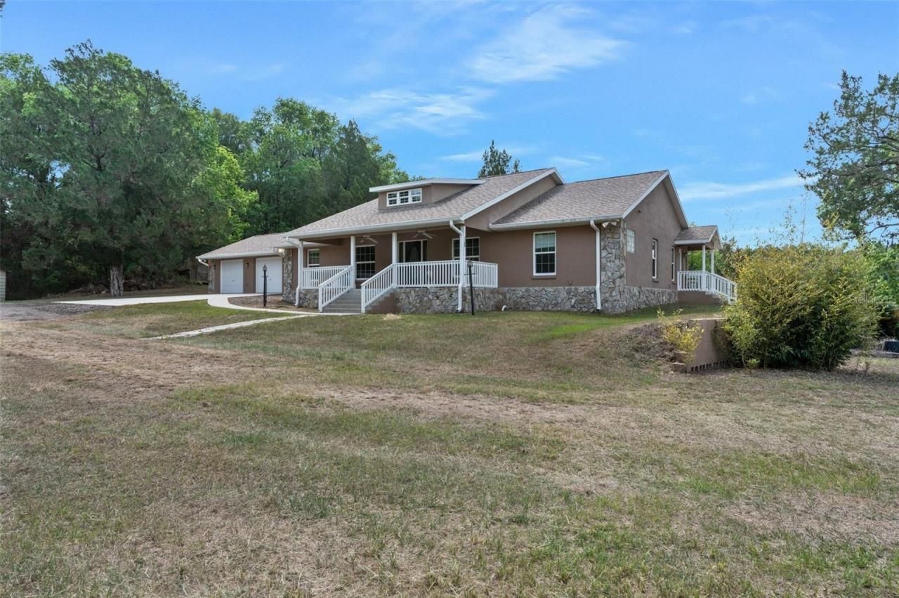 9986 E New Hope Court, Floral City, FL 34436 Photo