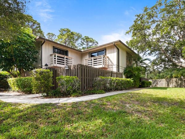 2811 Stoneway Lane, Unit C, Fort Pierce, FL 34982