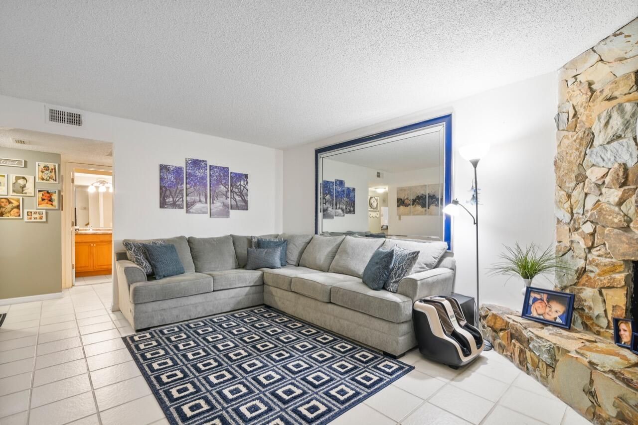 2811 Stoneway Lane, Unit C, Fort Pierce, FL 34982 Photo