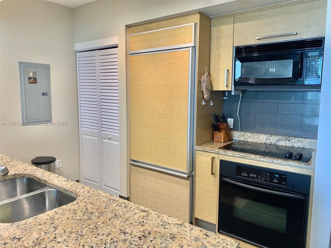 1830 S Ocean Dr, Unit 1610, Hallandale Beach, FL 33009 Photo