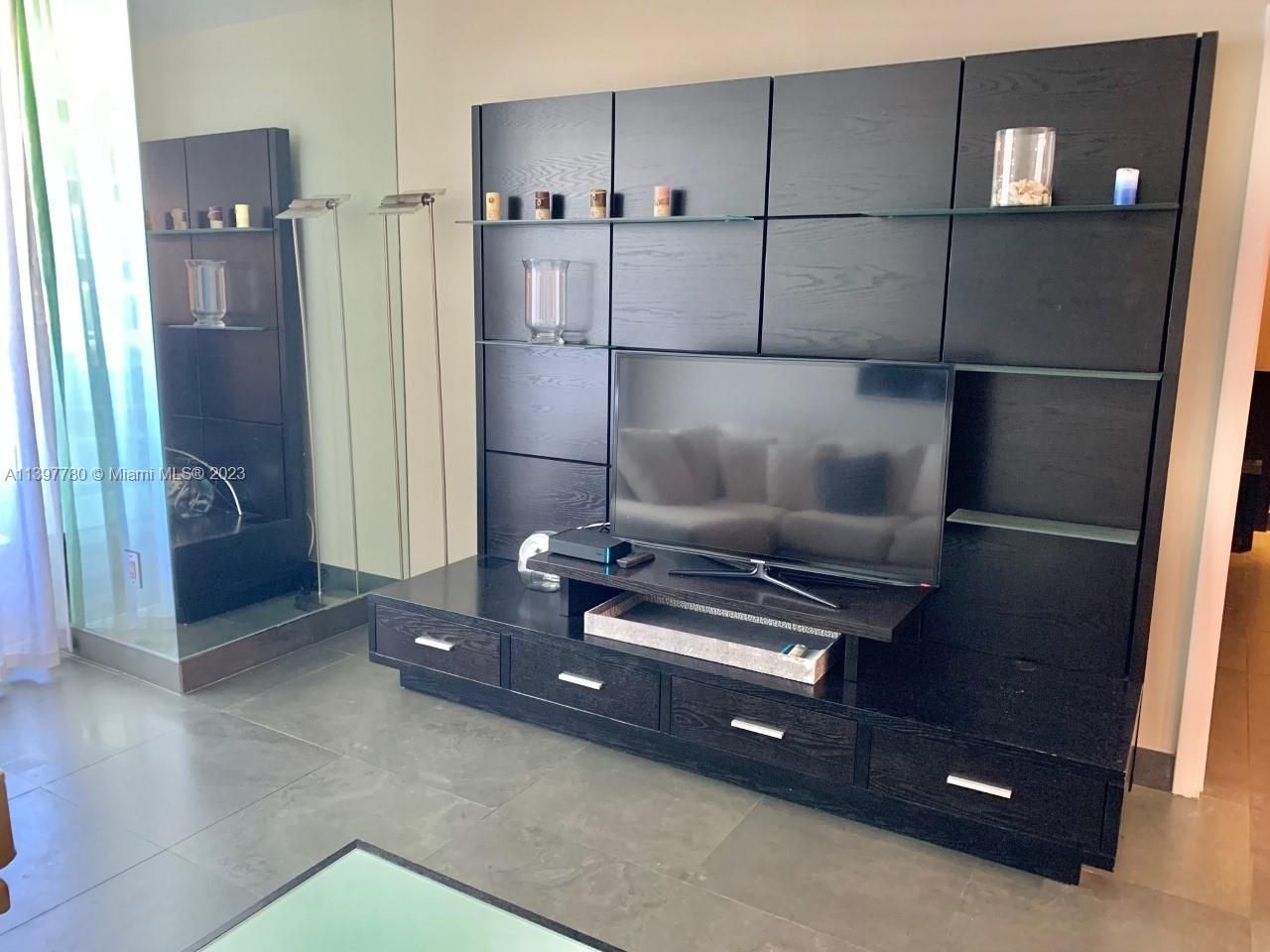 1830 S Ocean Dr, Unit 1610, Hallandale Beach, FL 33009 Photo