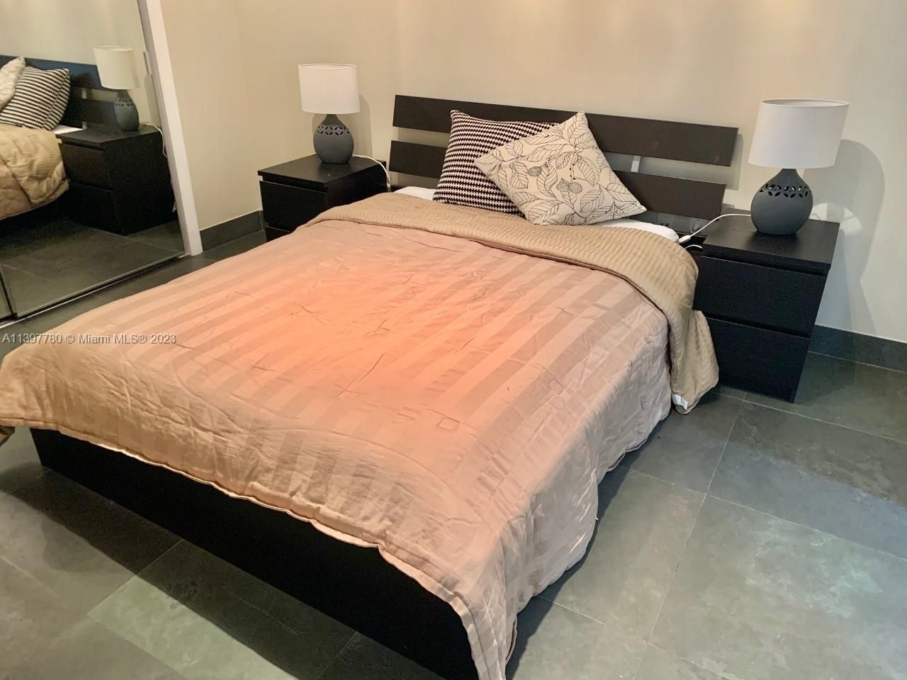 1830 S Ocean Dr, Unit 1610, Hallandale Beach, FL 33009 Photo