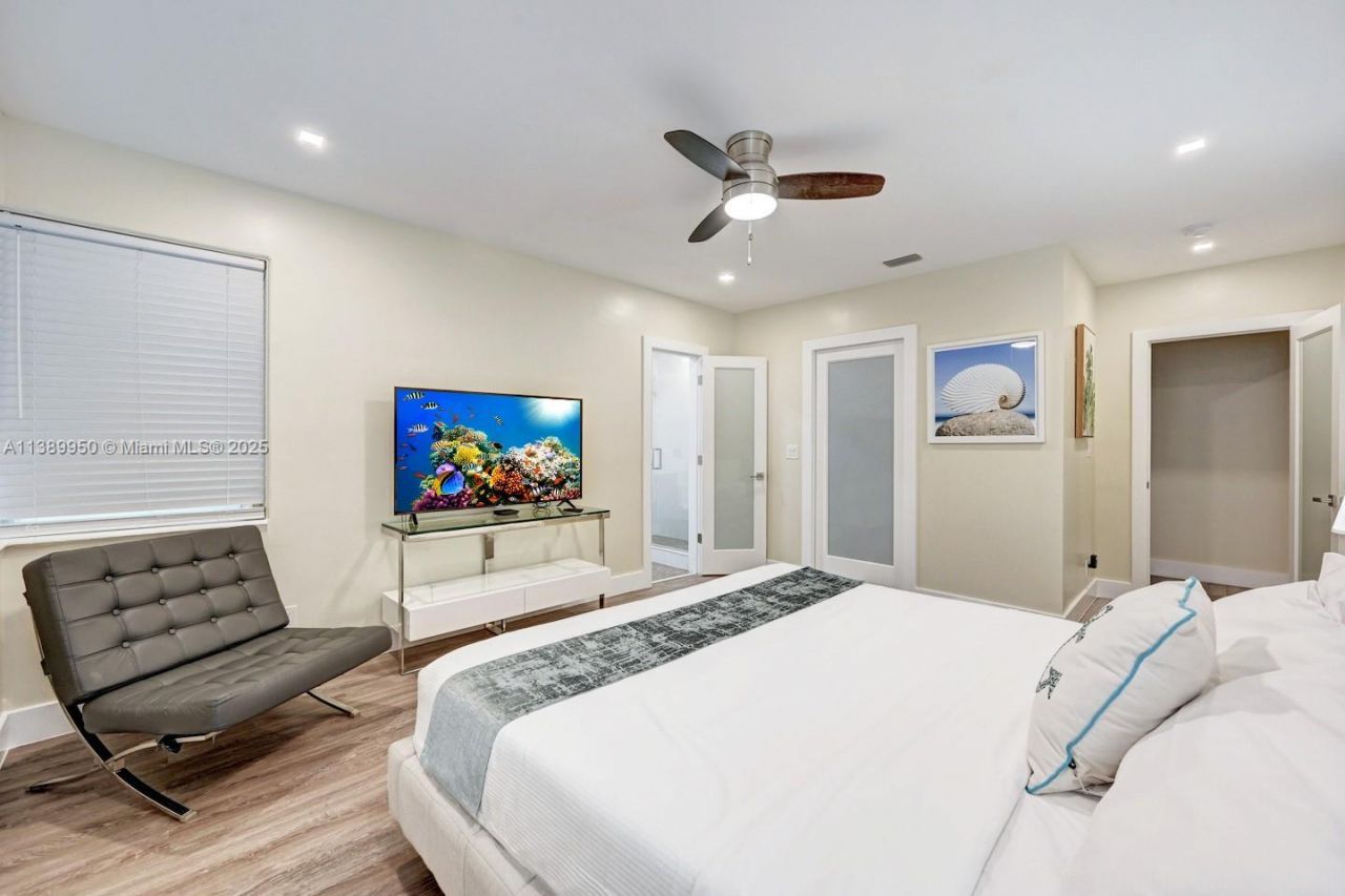 801 Harrison St, Hollywood, FL 33019 Photo