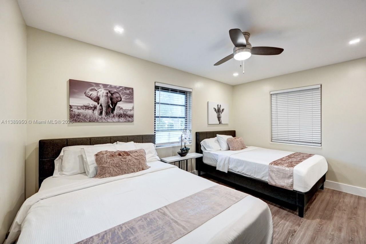 801 Harrison St, Hollywood, FL 33019 Photo