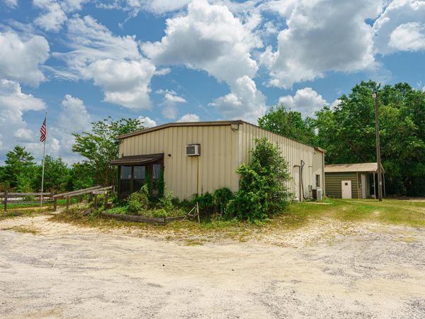 3985 E US 90 Highway, Crestview, FL 32539
