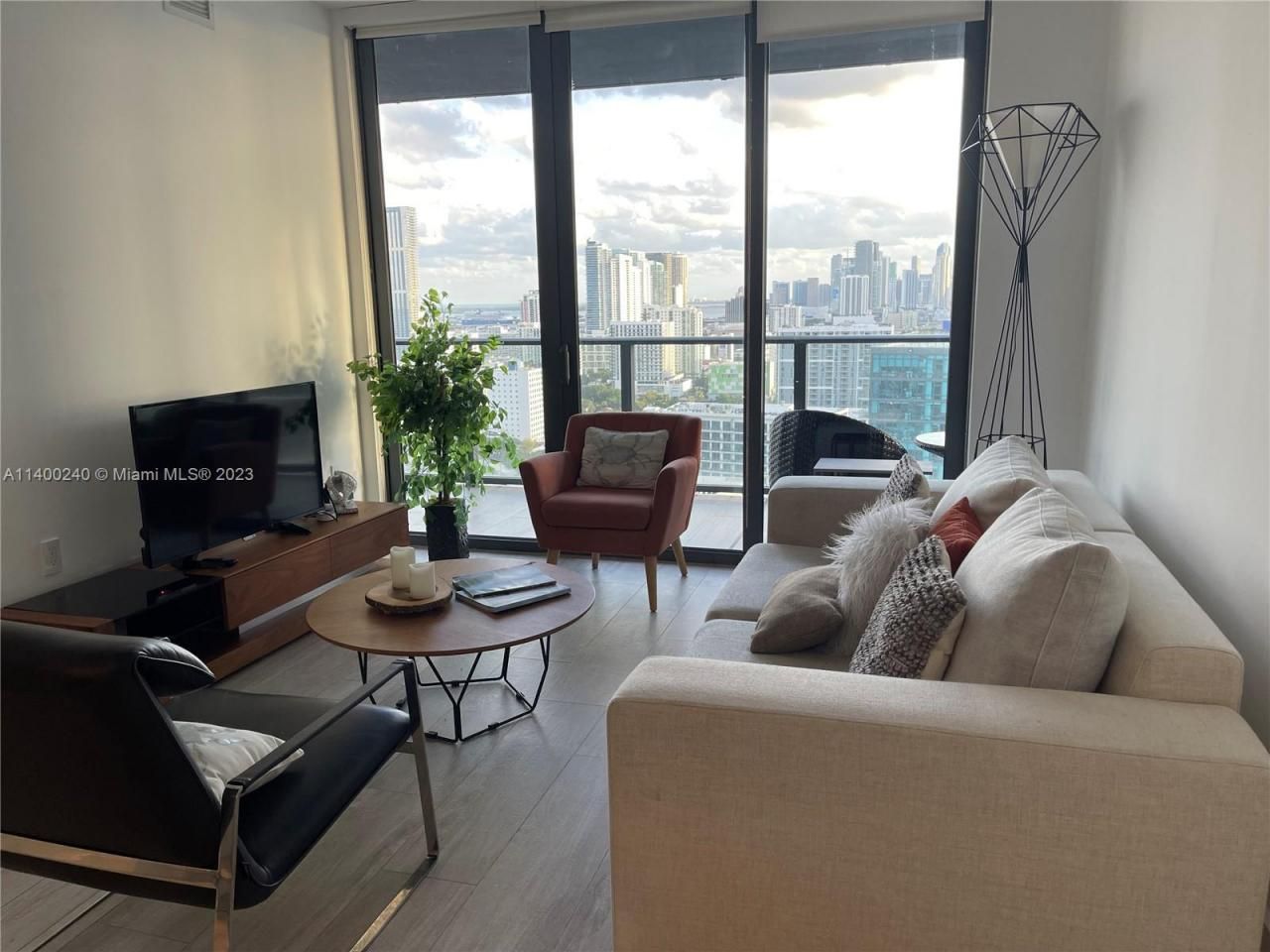 121 NE 34th St, Unit 2802, Miami, FL 33137 Photo