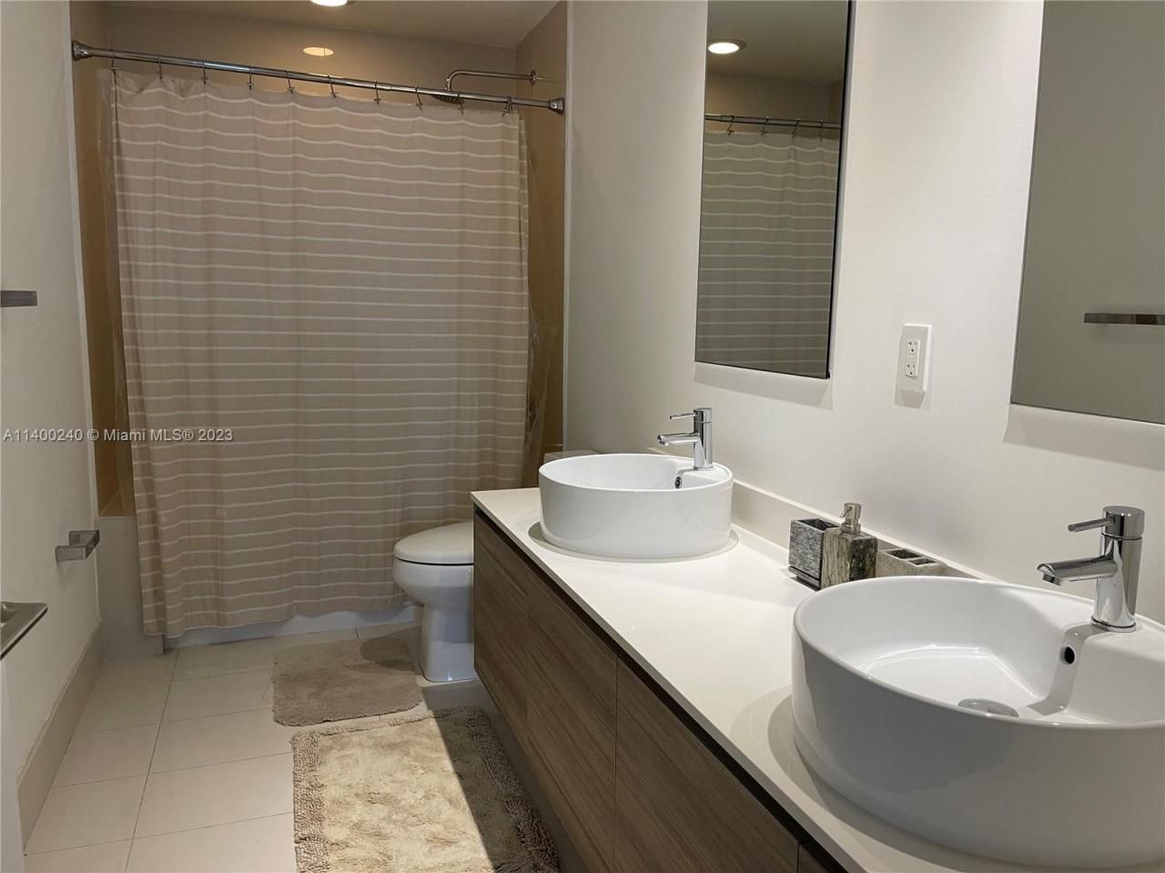 121 NE 34th St, Unit 2802, Miami, FL 33137 Photo