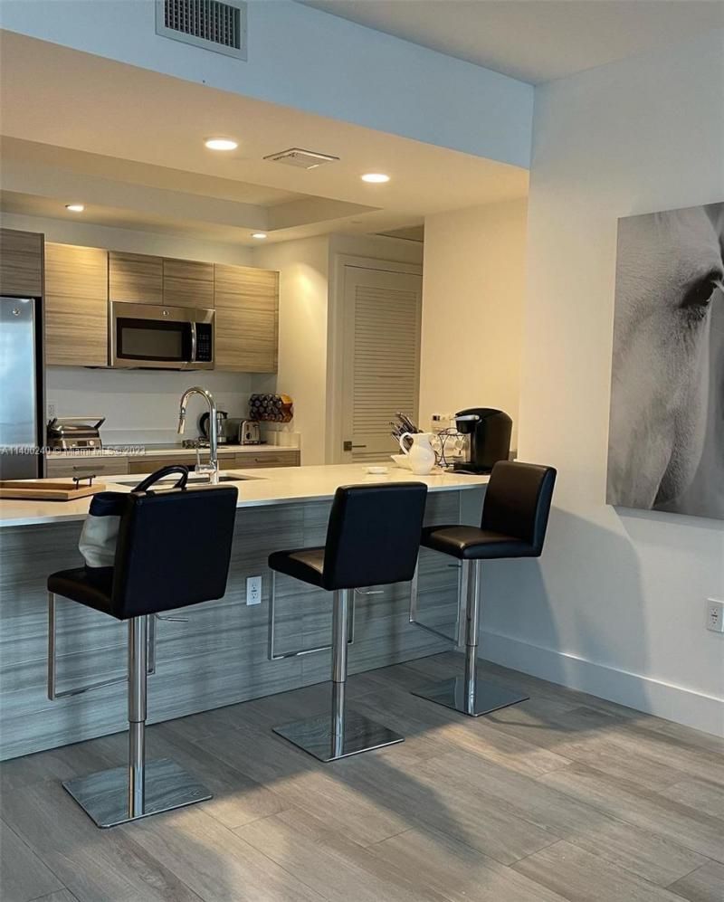 121 NE 34th St, Unit 2802, Miami, FL 33137 Photo