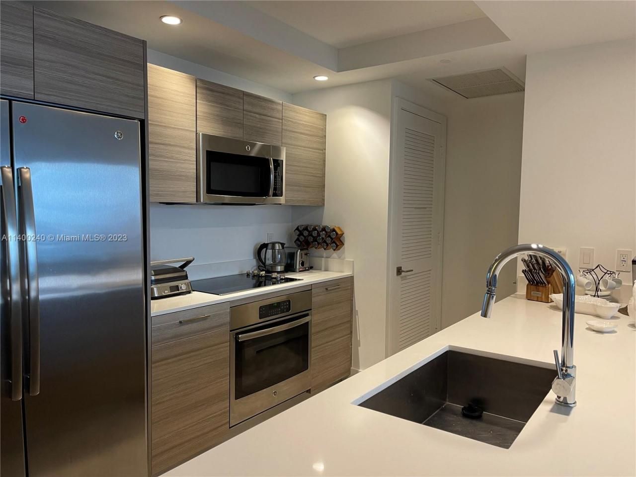 121 NE 34th St, Unit 2802, Miami, FL 33137 Photo