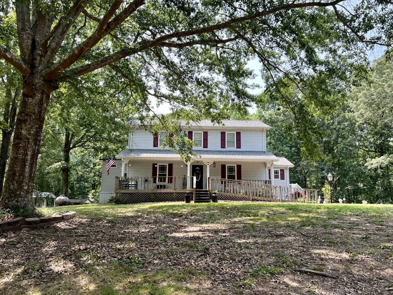 2195 Higginbottom Rd, Selmer, TN 38375 Main Photo