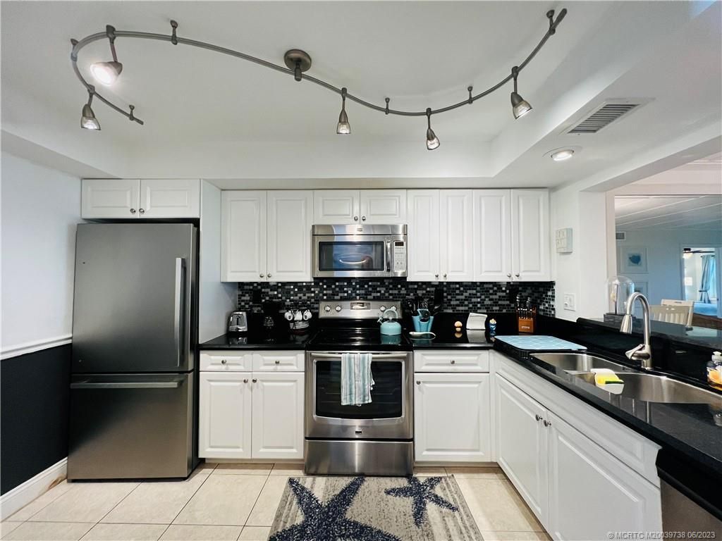 9490 S Ocean Drive, Unit 213, Jensen Beach, FL 34957 Photo