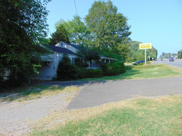 730 Cox Creek Parkway, Florence, AL