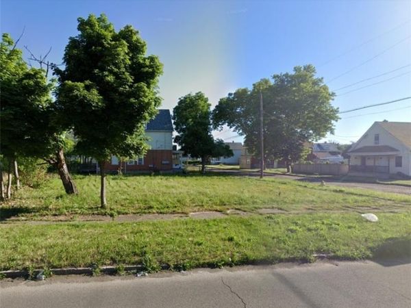 1926 Ferry Avenue, Niagara Falls, NY 14301
