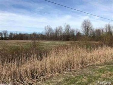 000 St. Clair Highway, Casco Twp, MI 48064