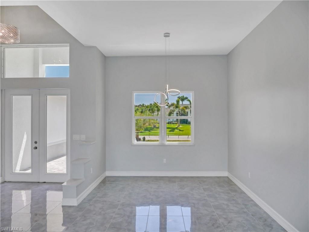 2563 SW 27th Ave, Cape Coral, FL 33914 Photo