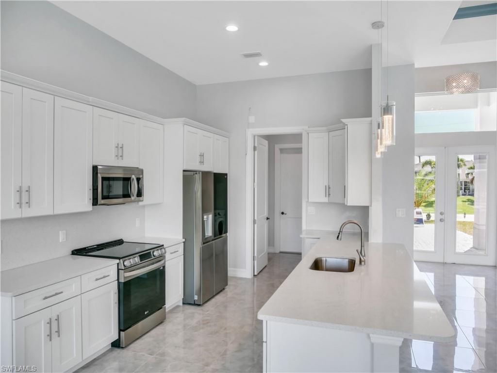 2563 SW 27th Ave, Cape Coral, FL 33914 Photo