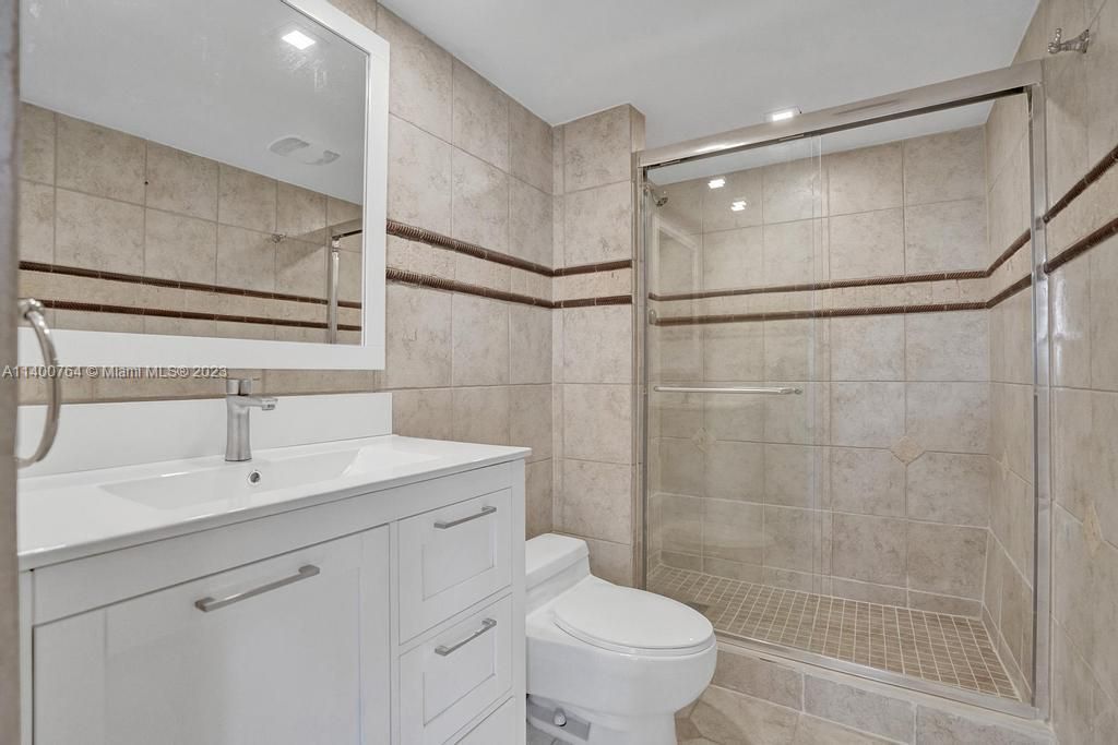 19667 Turnberry Way, Unit 26B, Aventura, FL 33180 Photo