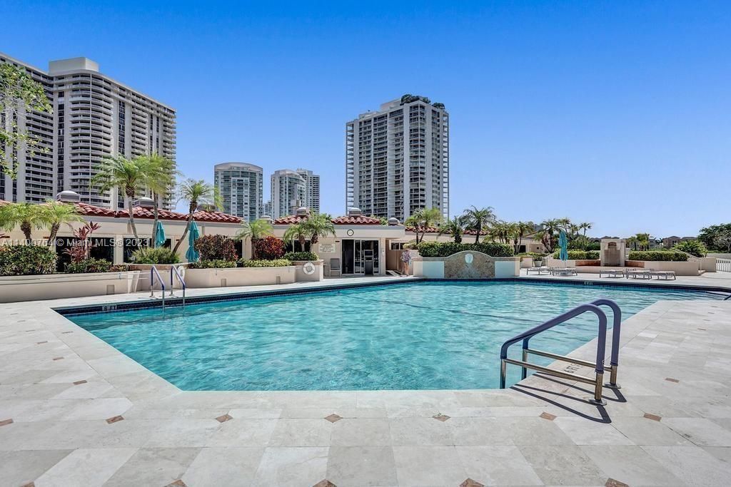 19667 Turnberry Way, Unit 26B, Aventura, FL 33180 Photo