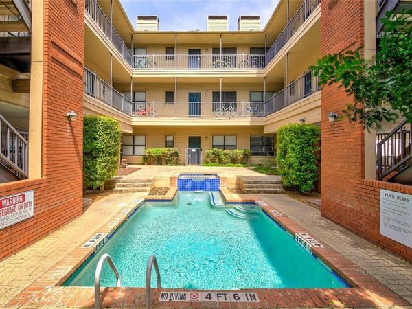 106 E 30th ST, Unit 208, Austin, TX 78705